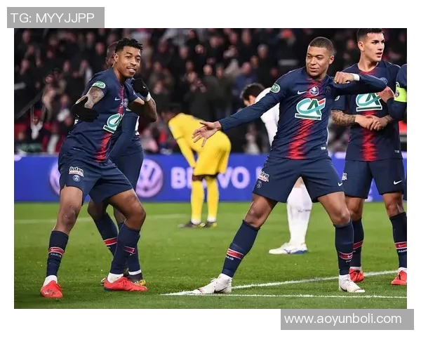 利物浦与巴黎圣曼对决阵容分析及比赛前瞻