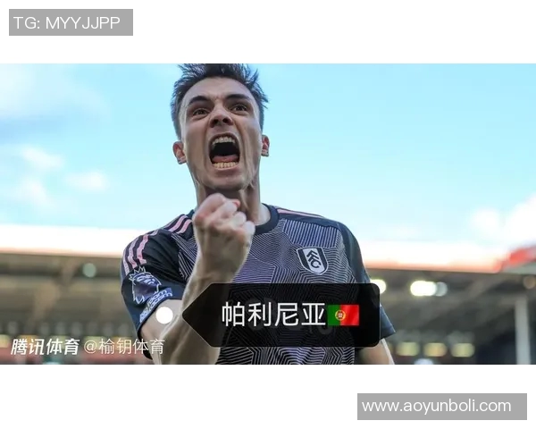 哈维西蒙斯：从新星崛起到足坛未来的璀璨之路