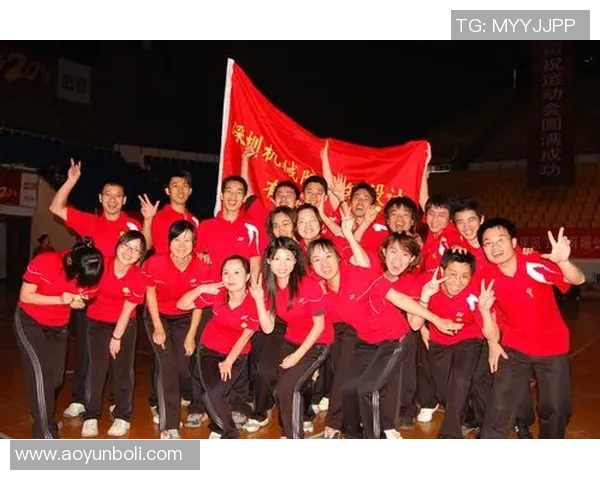 新疆广东男篮激战图标赛场精彩瞬间回顾与分析