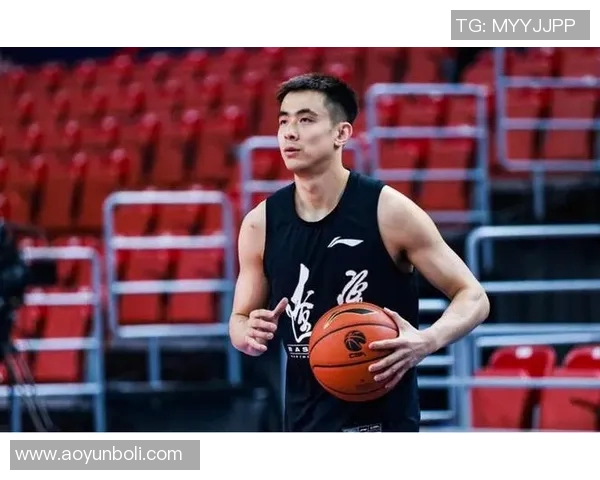 赵继伟：从青年才俊到国家队核心的篮球之路与成长故事