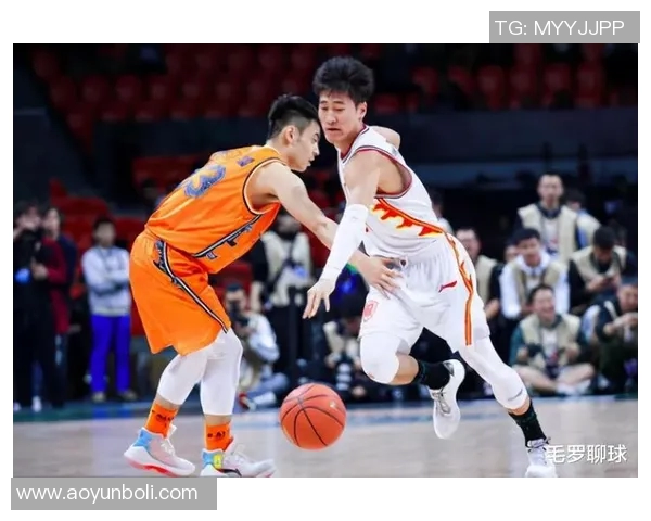 韩德君的篮球传奇之路：从青涩少年到CBA巨星的成长历程与心路历程