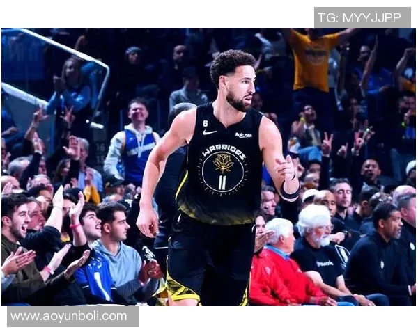 2017年勇士队与爵士队首场较量精彩回顾与赛季分析